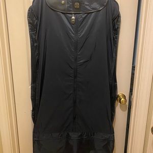 Clothes carrier for travel